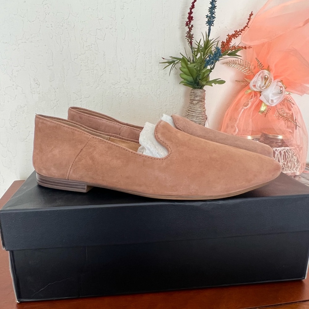 NATURALIZER LOAFER SHOES